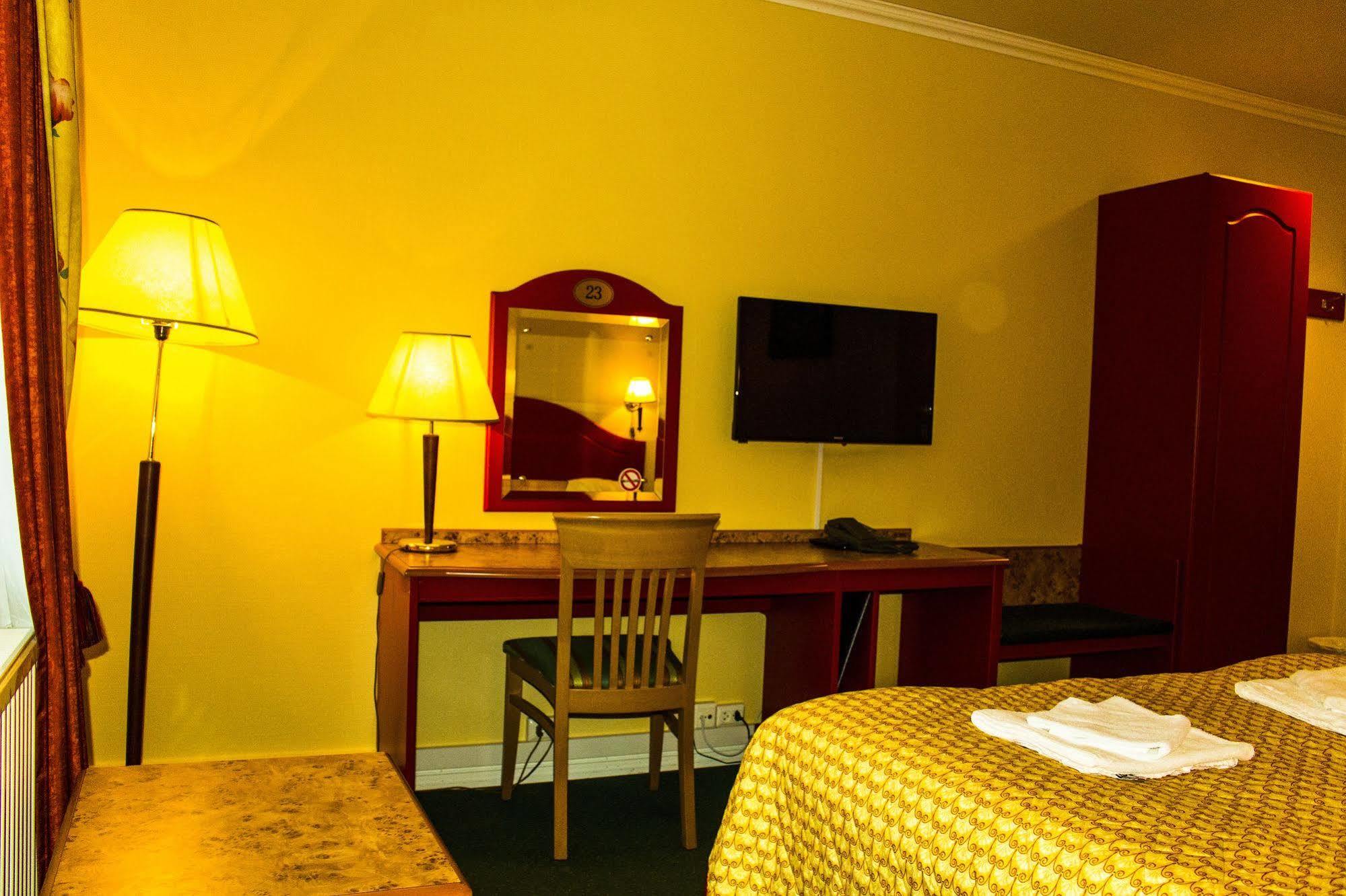 Tysfjord Hotel Storjord I Tysfjord Extérieur photo