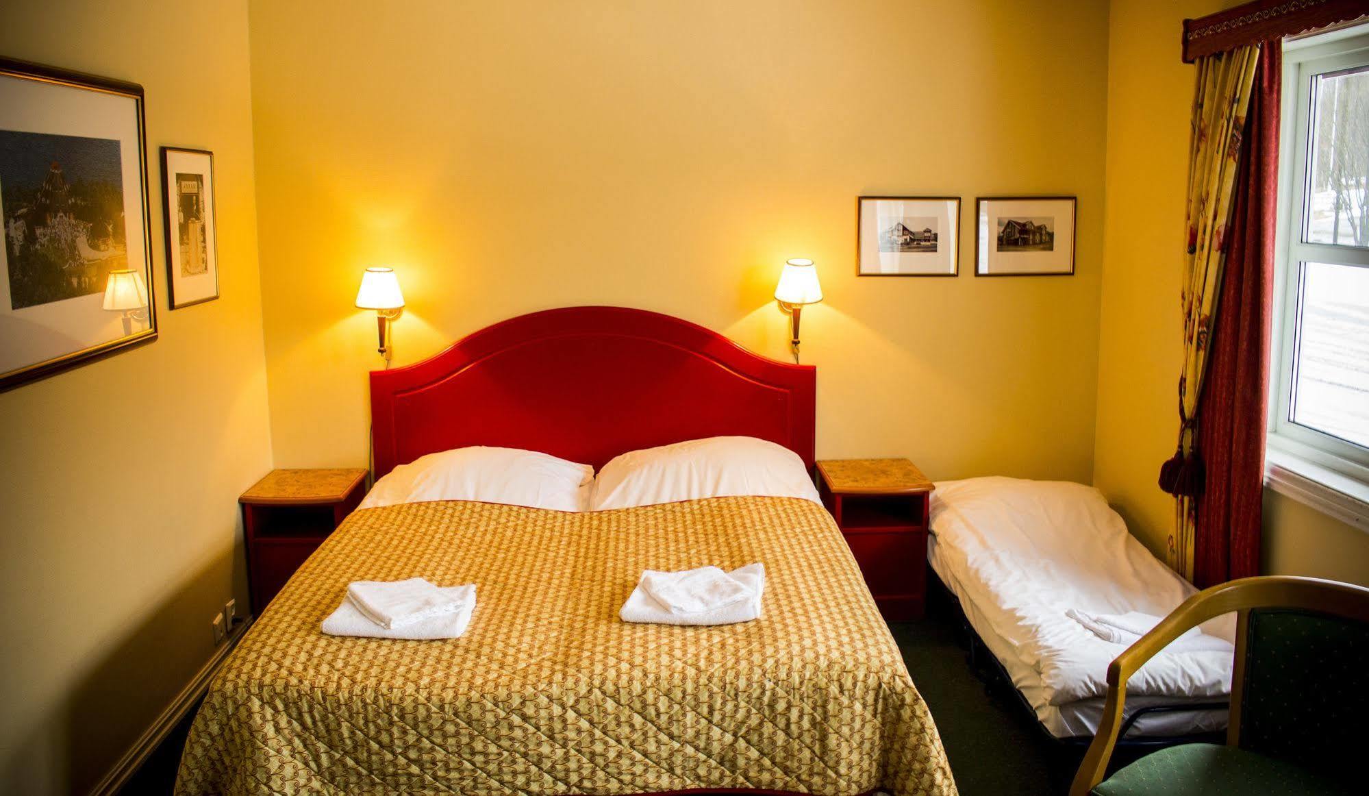 Tysfjord Hotel Storjord I Tysfjord Extérieur photo