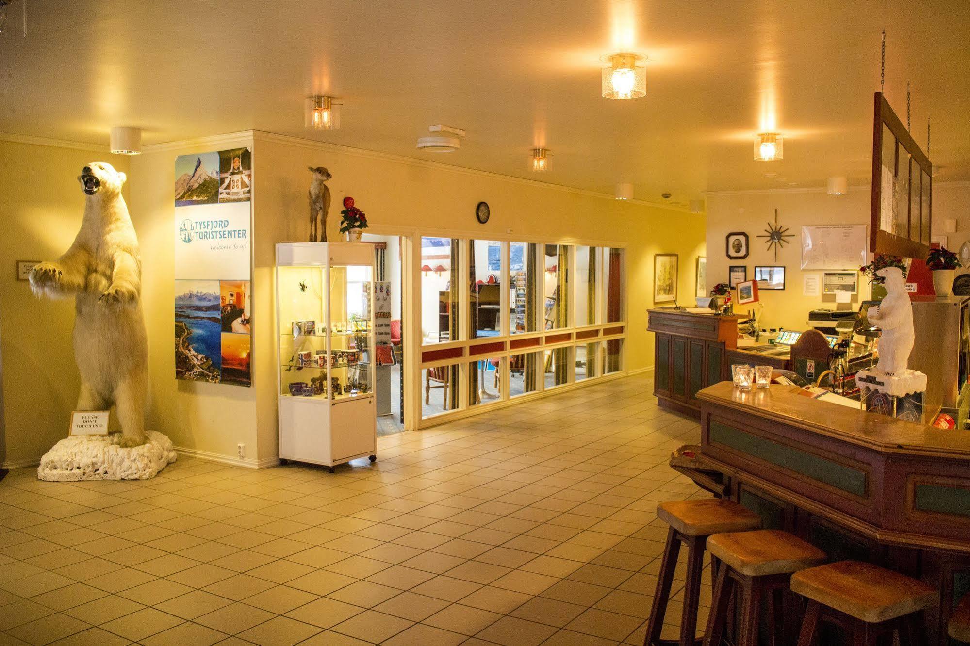 Tysfjord Hotel Storjord I Tysfjord Extérieur photo